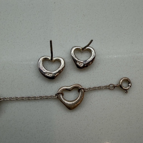 Tiffany & Co. Elsa Peretti Open Heart Bracelet and Earring Set - Picture 5 of 7